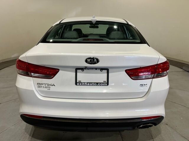 
 2016 Kia Optima EX full									