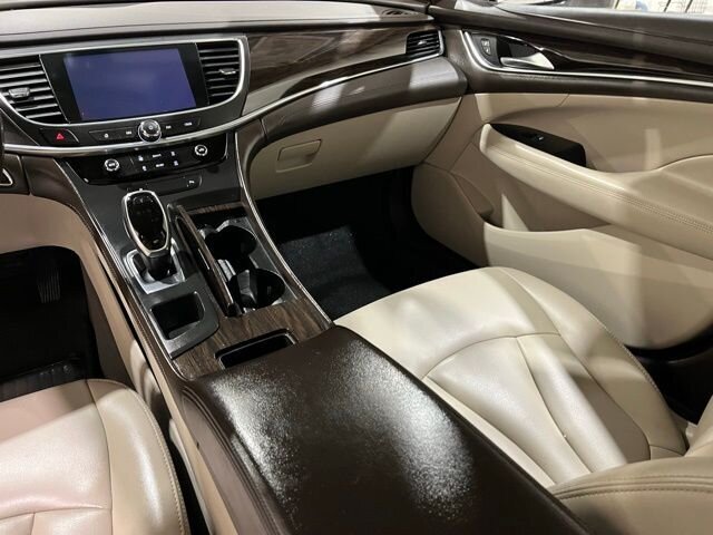 
 2017 Buick LaCrosse Preferred full									