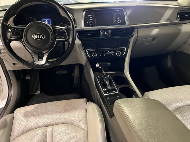 
 2016 Kia Optima EX full									
