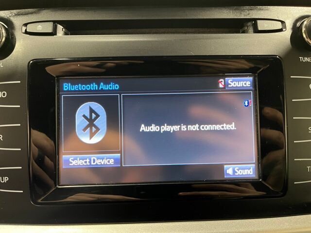 
 2018 Toyota Highlander LE full									