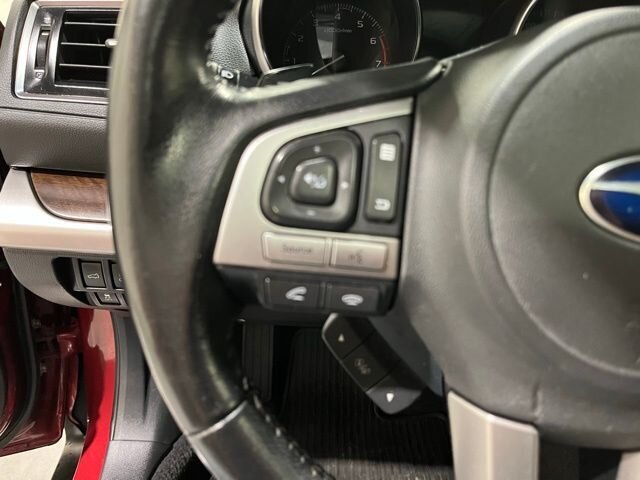 
 2016 Subaru Outback 2.5i Limited full									