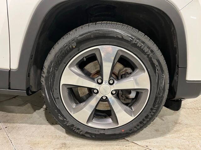 
 2020 Jeep Cherokee Limited full									