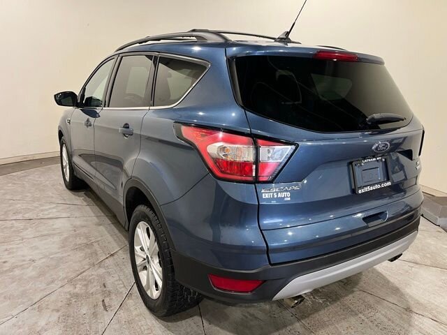 
 2018 Ford Escape SE full									