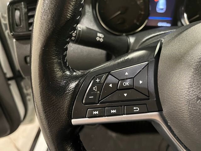 
 2020 Nissan Rogue SV full									