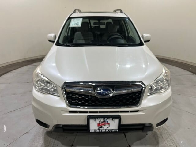
 2014 Subaru Forester 2.5i Premium full									
