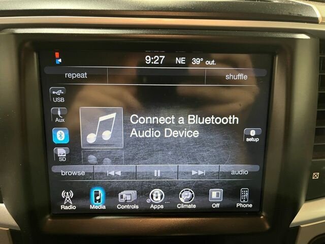 
 2016 RAM 1500 Big Horn full									