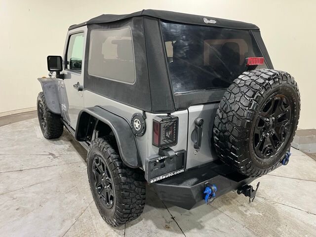 
 2017 Jeep Wrangler Willys Wheeler full									