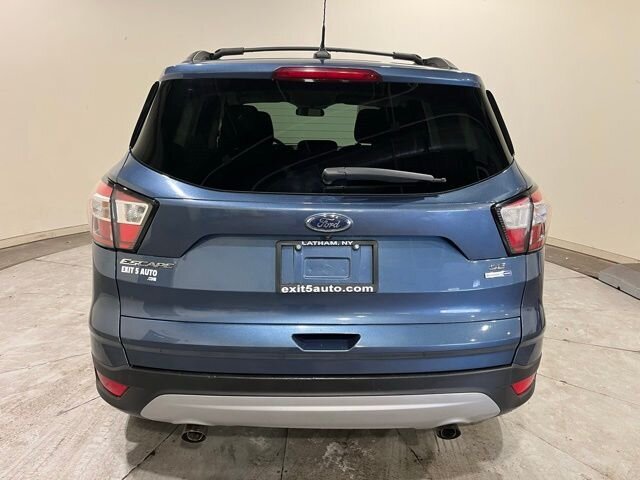 
 2018 Ford Escape SE full									