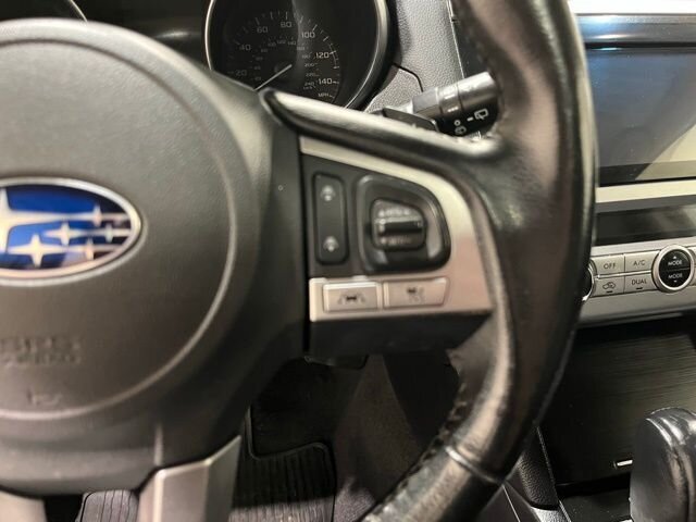 
 2016 Subaru Outback 2.5i Limited full									