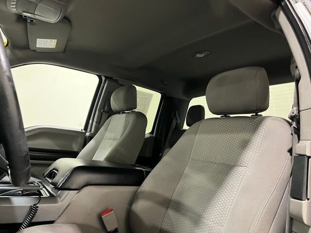 
 2019 Ford F-150 XLT full									