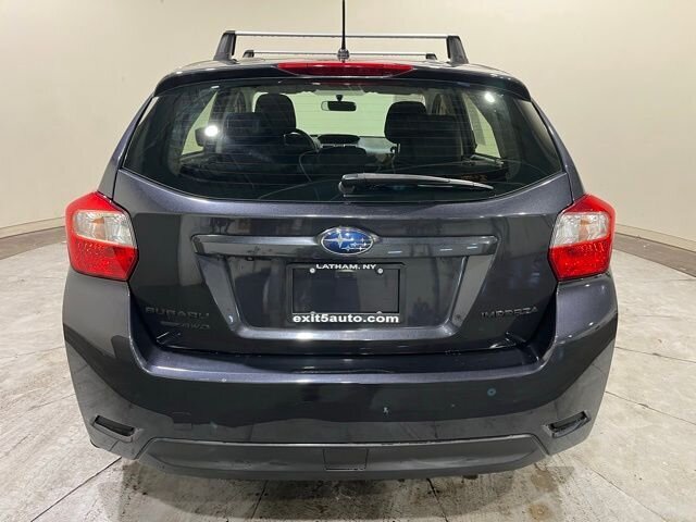 
 2015 Subaru Impreza 2.0i Premium full									