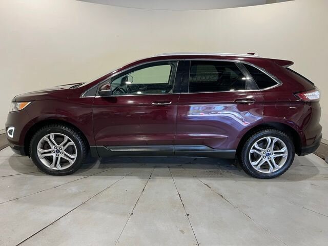
 2017 Ford Edge Titanium full									