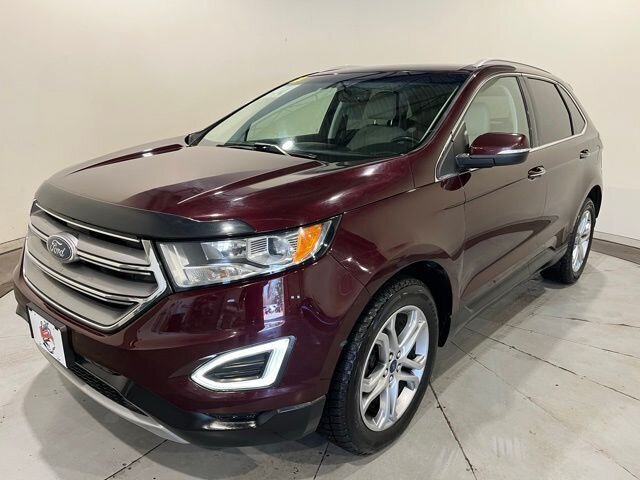 
 2017 Ford Edge Titanium full									