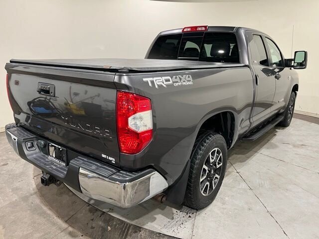 
 2016 Toyota Tundra SR5 full									