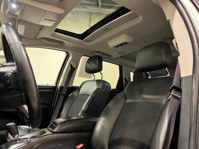 
 2017 Dodge Journey Crossroad full									