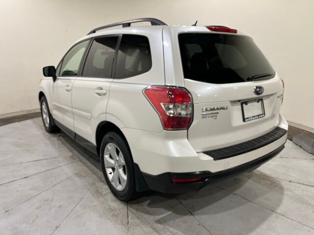 
 2014 Subaru Forester 2.5i Premium full									