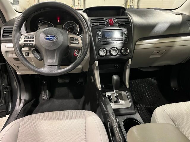 
 2014 Subaru Forester 2.5i Premium full									