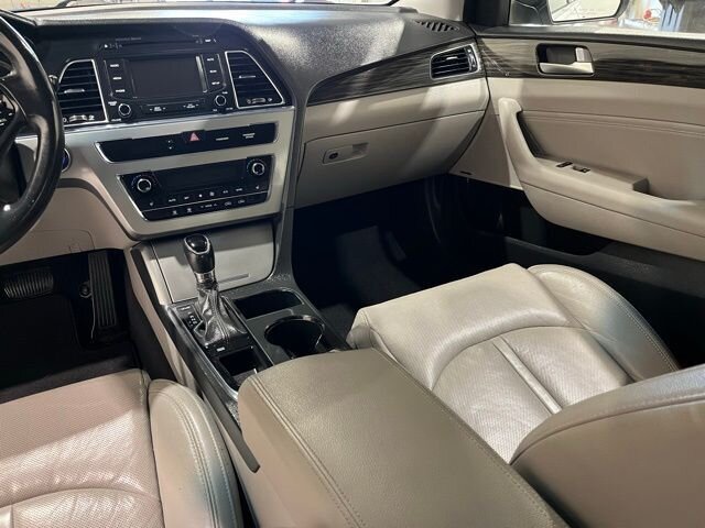 
 2015 Hyundai SONATA Limited full									