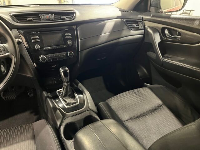 
 2017 Nissan Rogue S full									