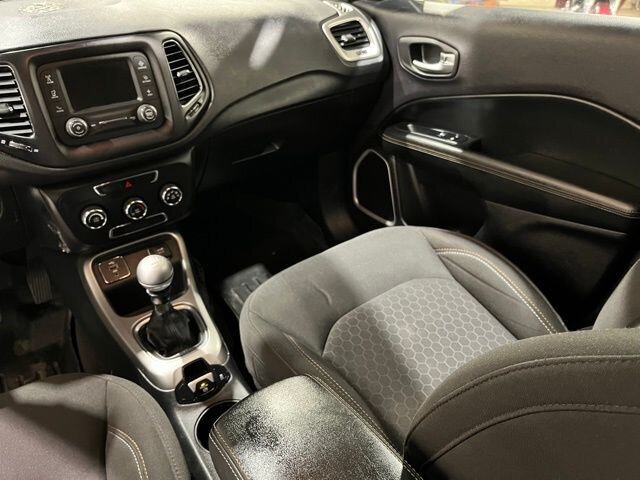 
 2018 Jeep Compass Sport full									