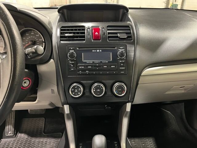 
 2014 Subaru Forester 2.5i Premium full									