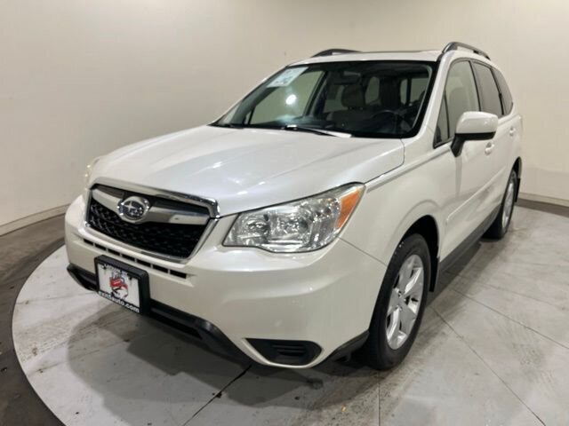 
 2014 Subaru Forester 2.5i Premium full									