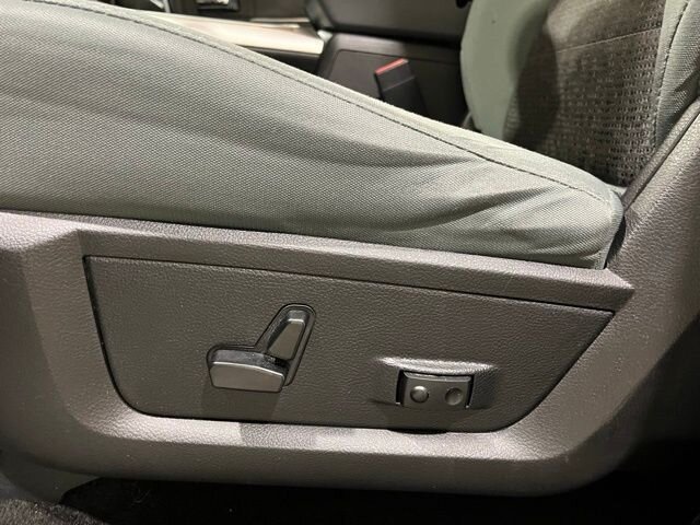 
 2016 RAM 1500 Big Horn full									