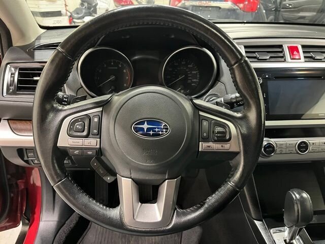 
 2016 Subaru Outback 2.5i Limited full									