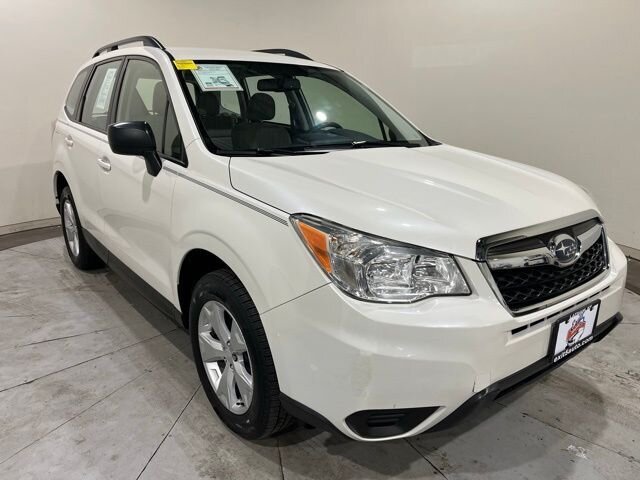 
 2016 Subaru Forester 2.5i full									