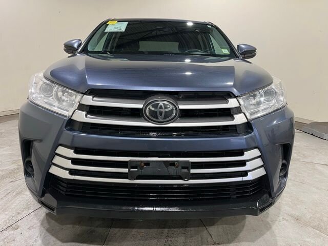 
 2018 Toyota Highlander LE full									