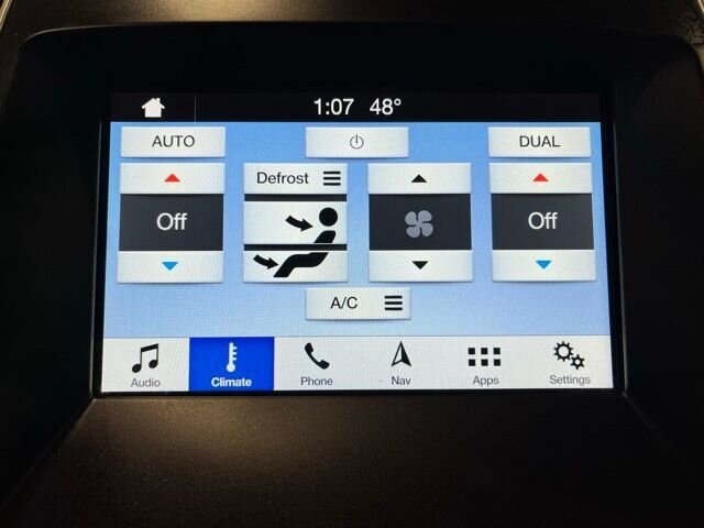 
 2017 Ford Edge Titanium full									