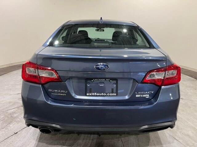 
 2018 Subaru Legacy 2.5i Premium full									