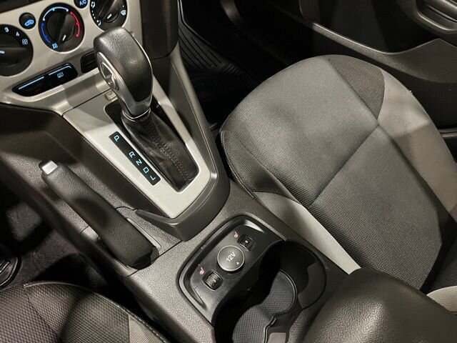 
 2014 Ford Focus SE full									