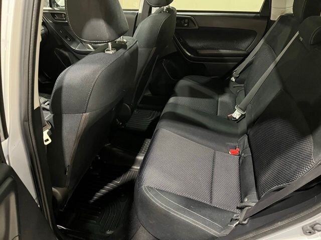 
 2018 Subaru Forester 2.5i Premium full									