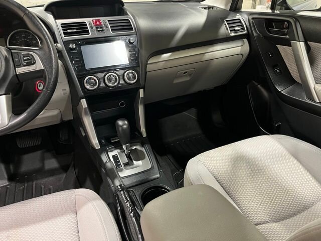 
 2018 Subaru Forester 2.5i Premium full									