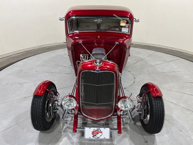 
 1932 Ford 3 Window Deuce Coupe full									