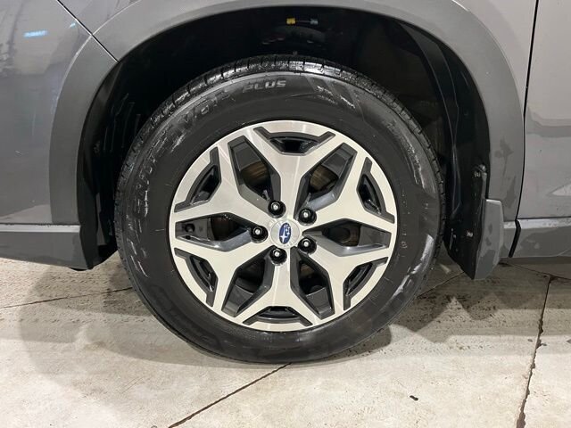 
 2021 Subaru Forester Premium full									