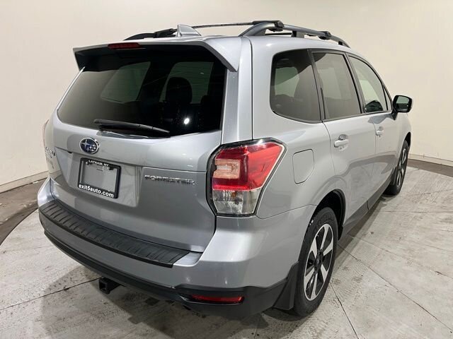 
 2018 Subaru Forester 2.5i Premium full									