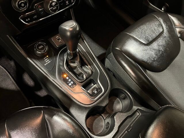 
 2019 Jeep Cherokee Latitude Plus full									