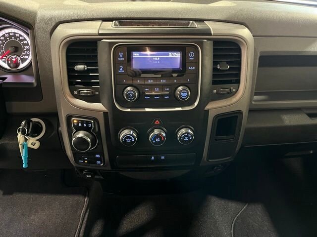 
 2019 RAM 1500 Classic Express full									