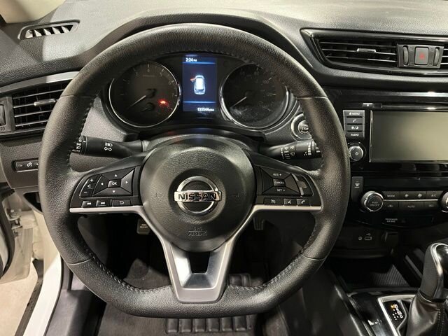 
 2019 Nissan Rogue SV full									