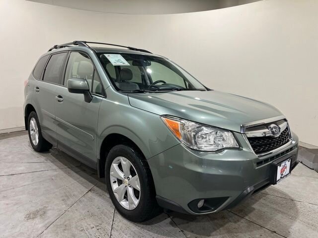 
 2016 Subaru Forester 2.5i Premium full									