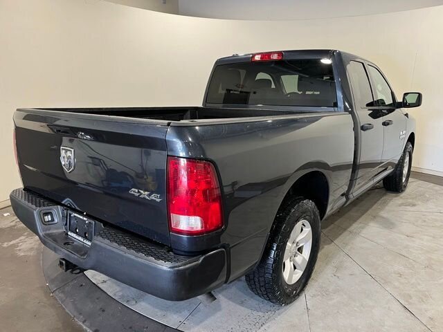
 2019 RAM 1500 Classic Express full									
