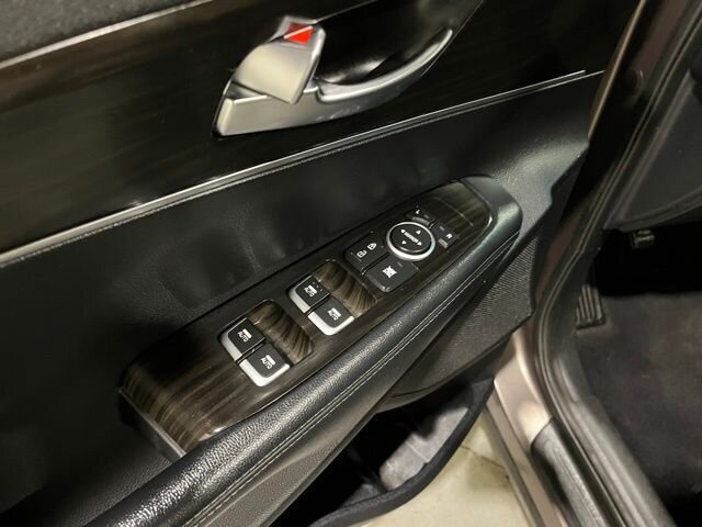 
 2019 Kia Sorento LX full									