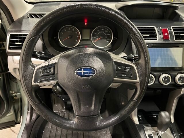 
 2016 Subaru Forester 2.5i Premium full									