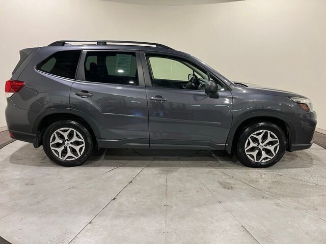 
 2021 Subaru Forester Premium full									