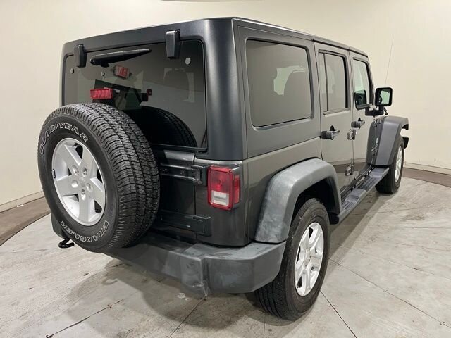
 2017 Jeep Wrangler Unlimited Sport full									