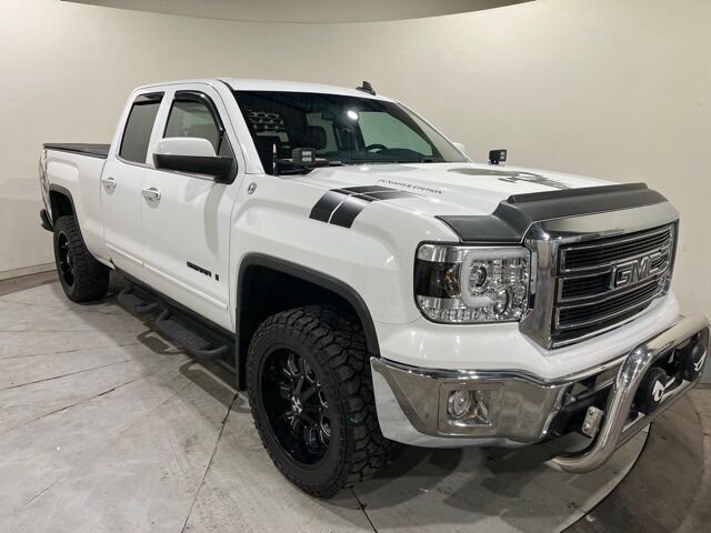 
 2015 GMC Sierra 1500 SLT full									