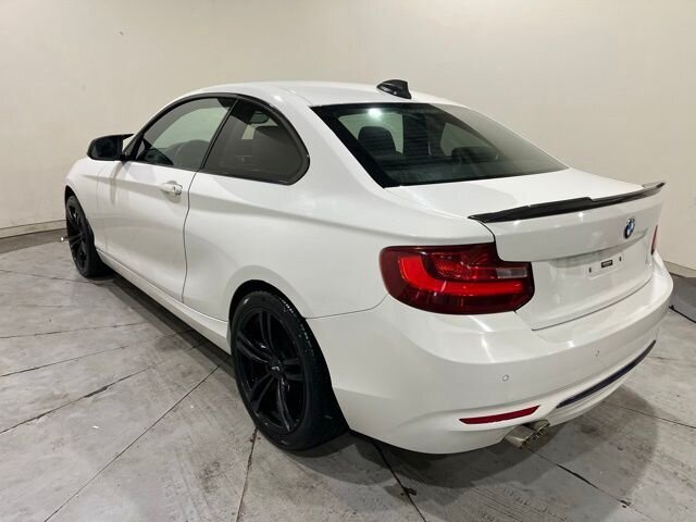 
 2016 BMW 2-Series 228i full									
