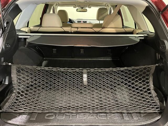 
 2016 Subaru Outback 2.5i Limited full									